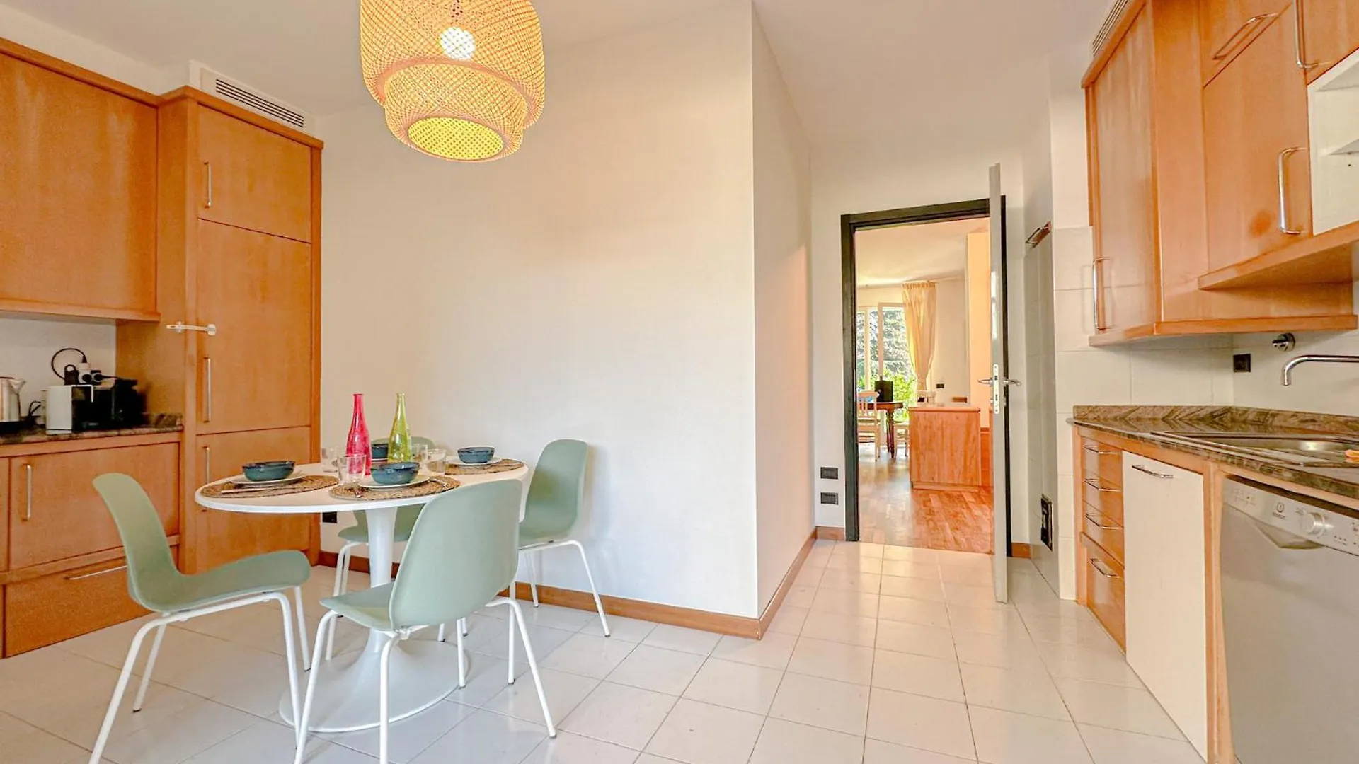 Aspromonte Lakeside Suite - Lecco Garden Retreat شقة