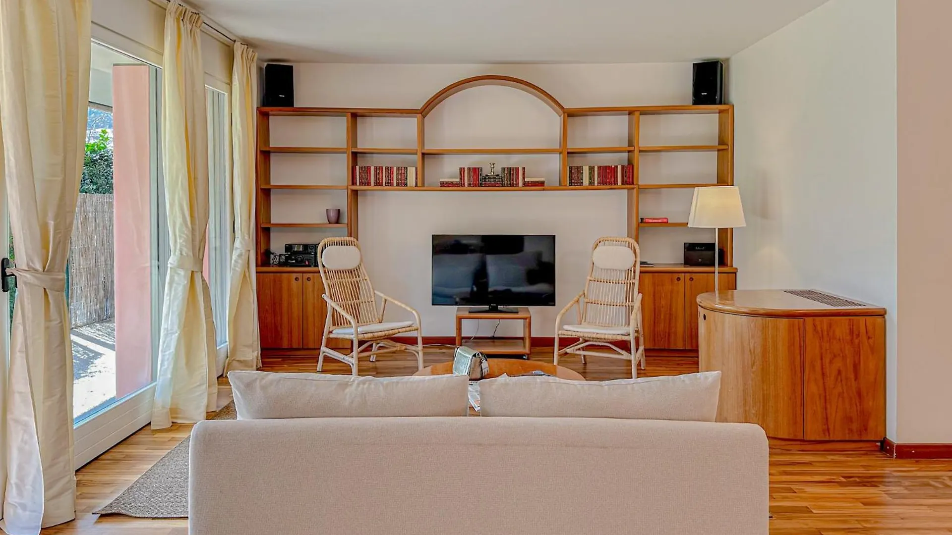 Aspromonte Lakeside Suite - Lecco Garden Retreat