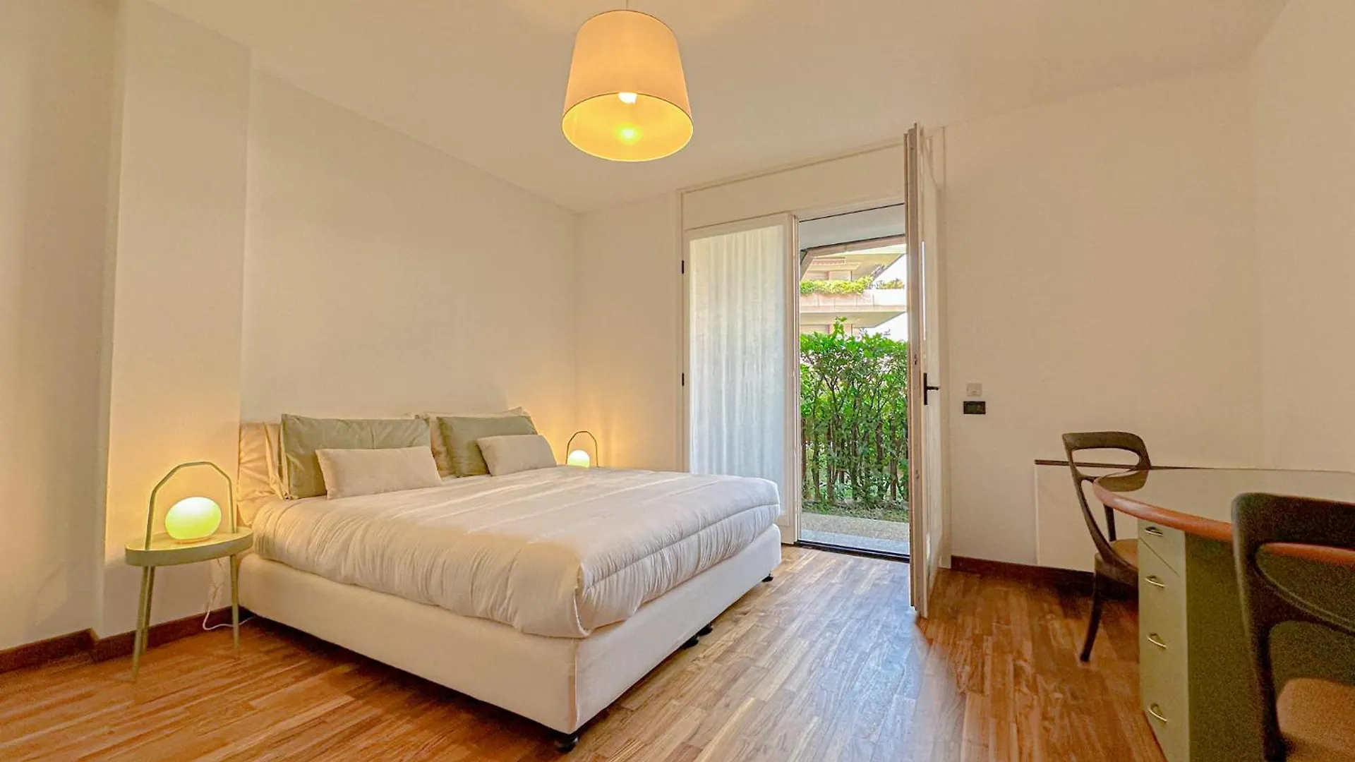 شقة Aspromonte Lakeside Suite - Lecco Garden Retreat