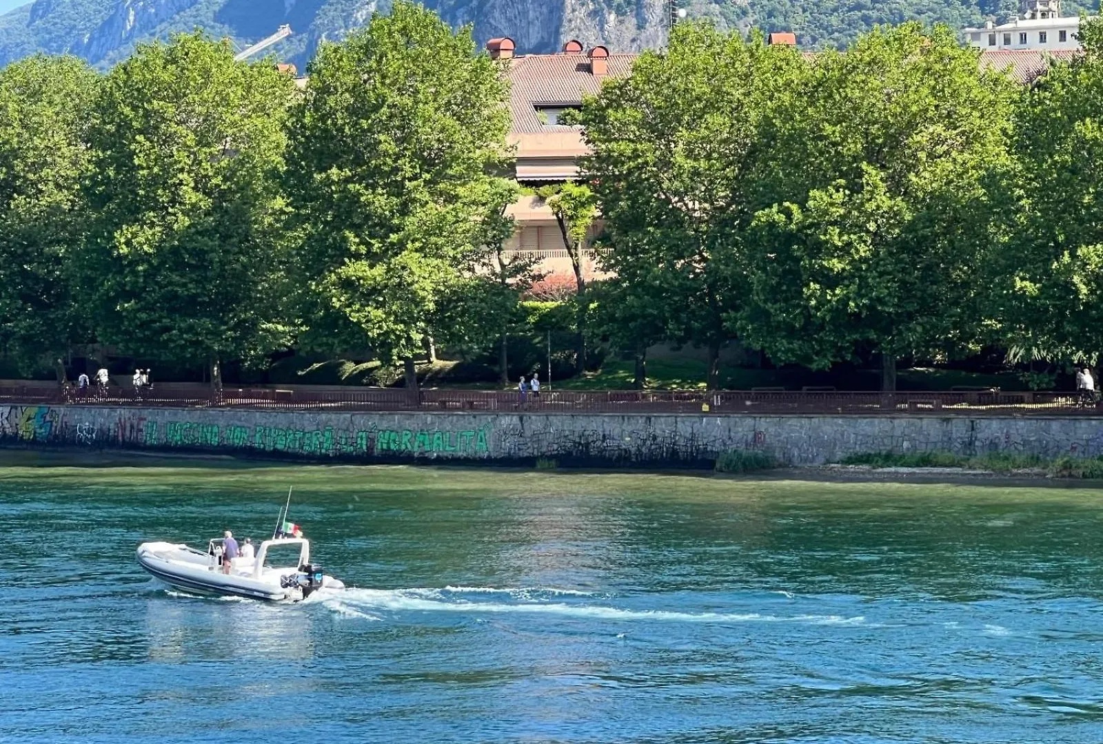شقة Aspromonte Lakeside Suite - Lecco Garden Retreat