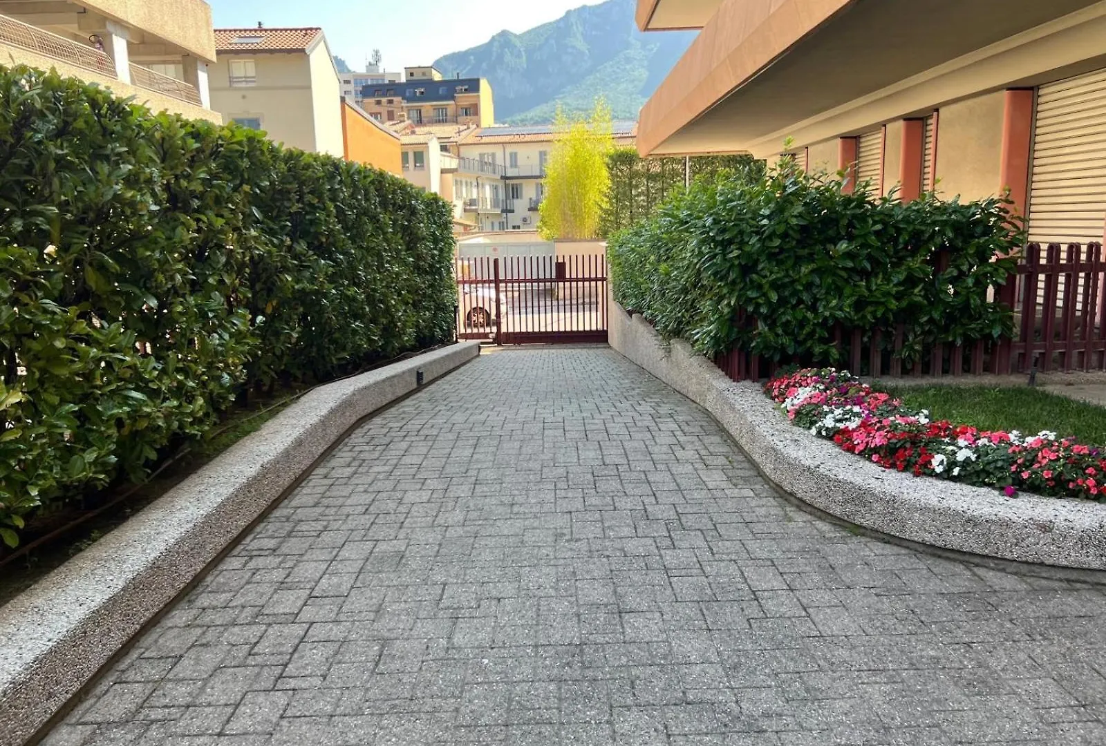 Aspromonte Lakeside Suite - Lecco Garden Retreat